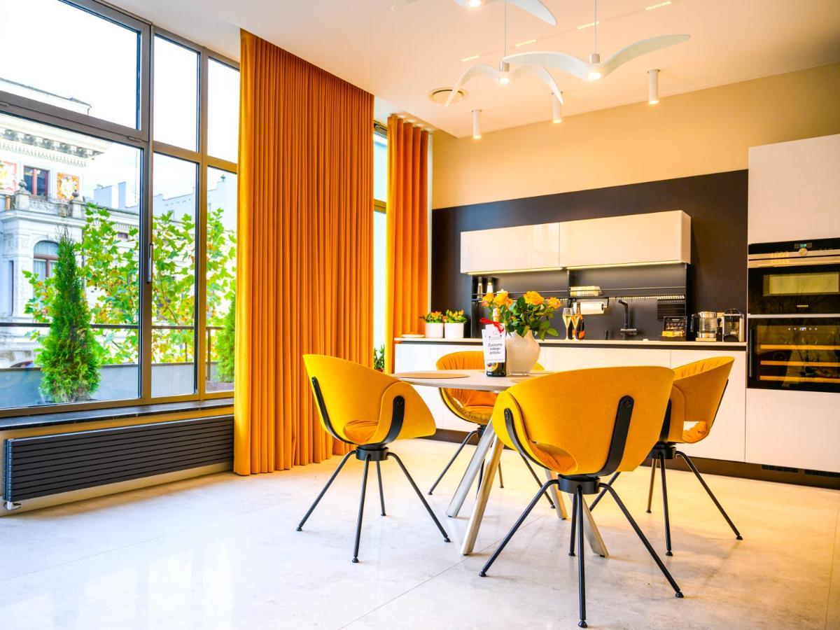 Pietryna Apartments Luxury - Sauna , Jacuzzi , Bezposrednio Przy Ul Piotrkowskiej Lodź Bagian luar foto