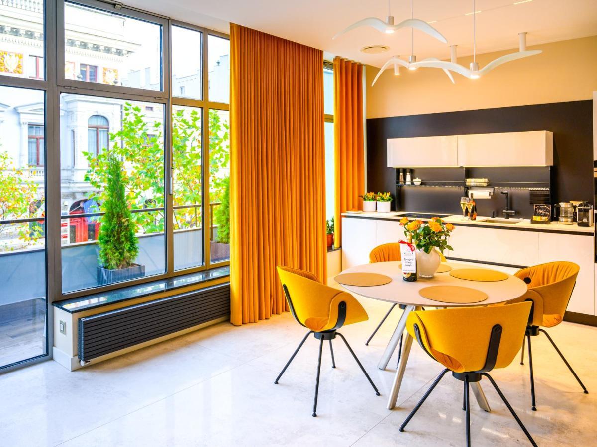 Pietryna Apartments Luxury - Sauna , Jacuzzi , Bezposrednio Przy Ul Piotrkowskiej Lodź Bagian luar foto
